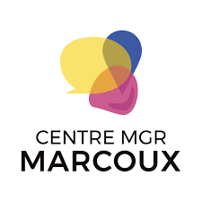 Logo du Centre Mgr Marcoux comportant des bulles de dialogue superposées en jaune, bleu et rose au-dessus du texte « CENTRE MGR MARCOUX ».